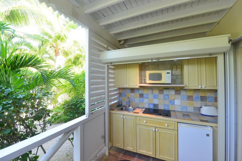 Caribbean Paradise Inn Grace Bay Exterior foto